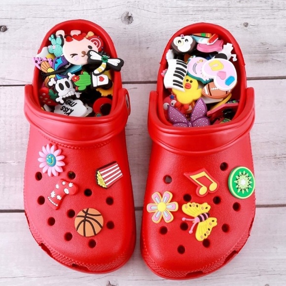 💕100 Crocs Shoe Charms Jibbitz New 💕 - Picture 1 of 2